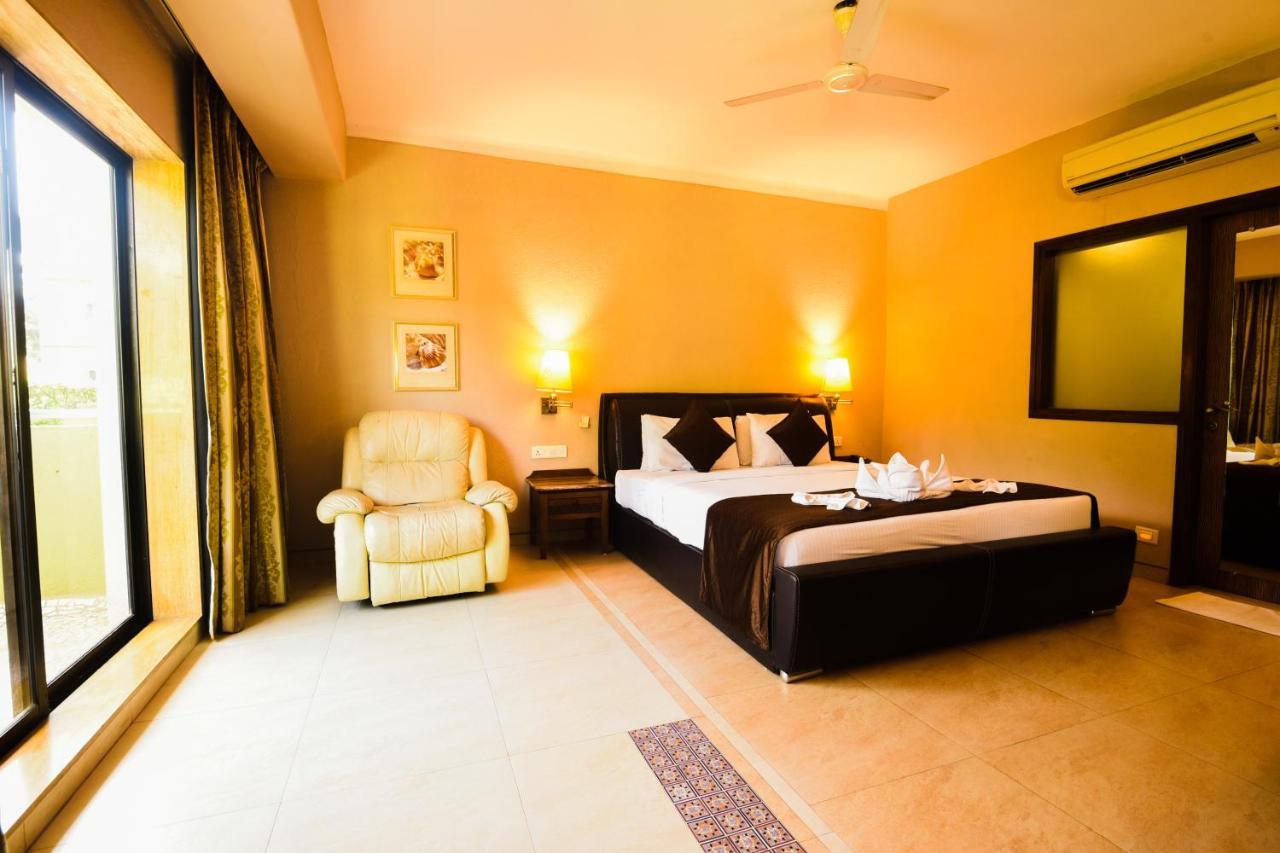 Neelam The Glitz Hotell Calangute Exteriör bild