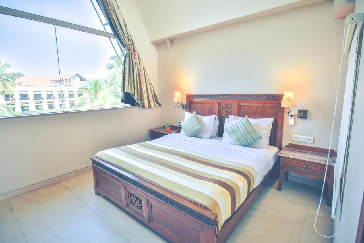 Neelam The Glitz Hotell Calangute Exteriör bild