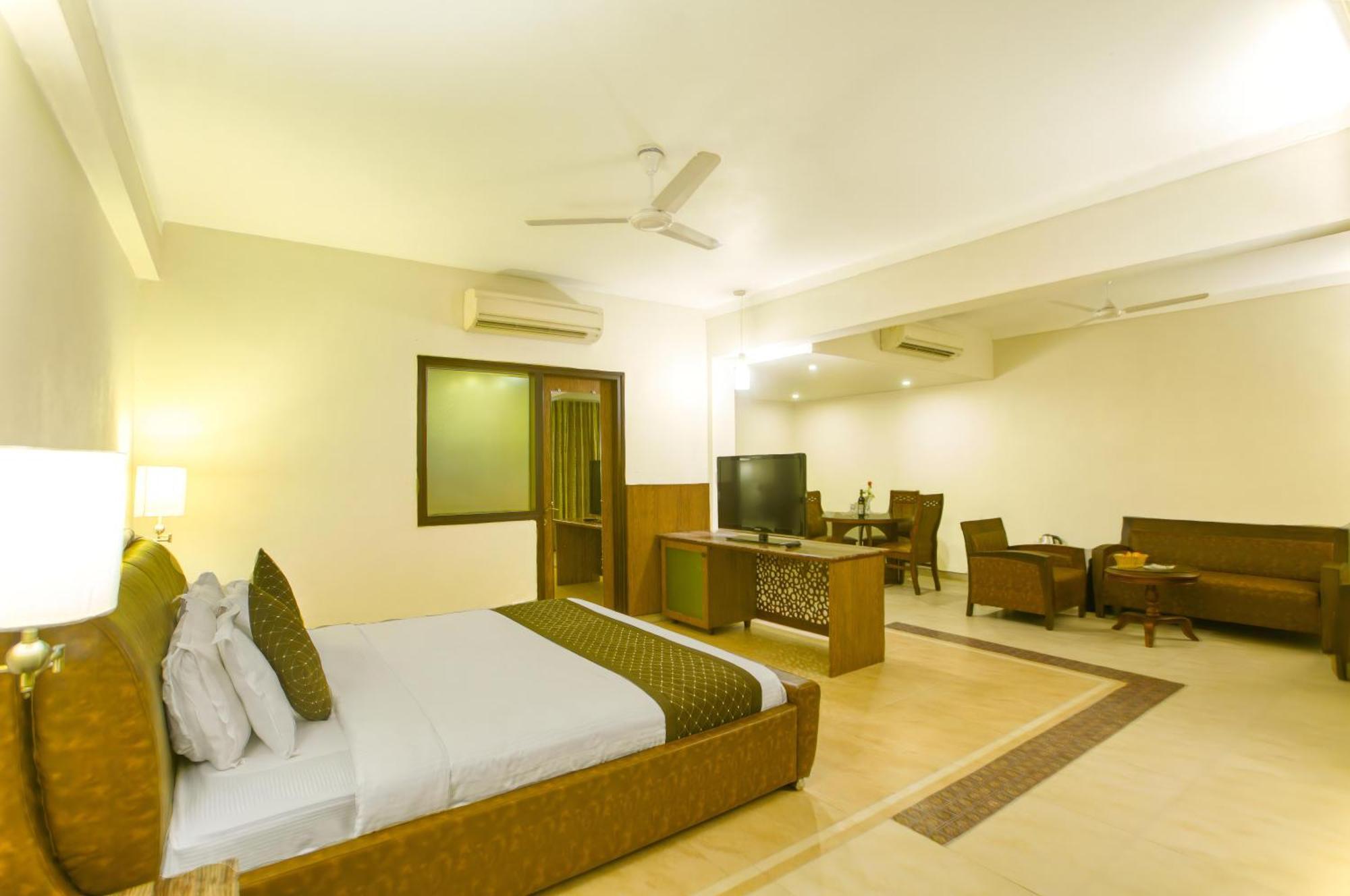 Neelam The Glitz Hotell Calangute Exteriör bild