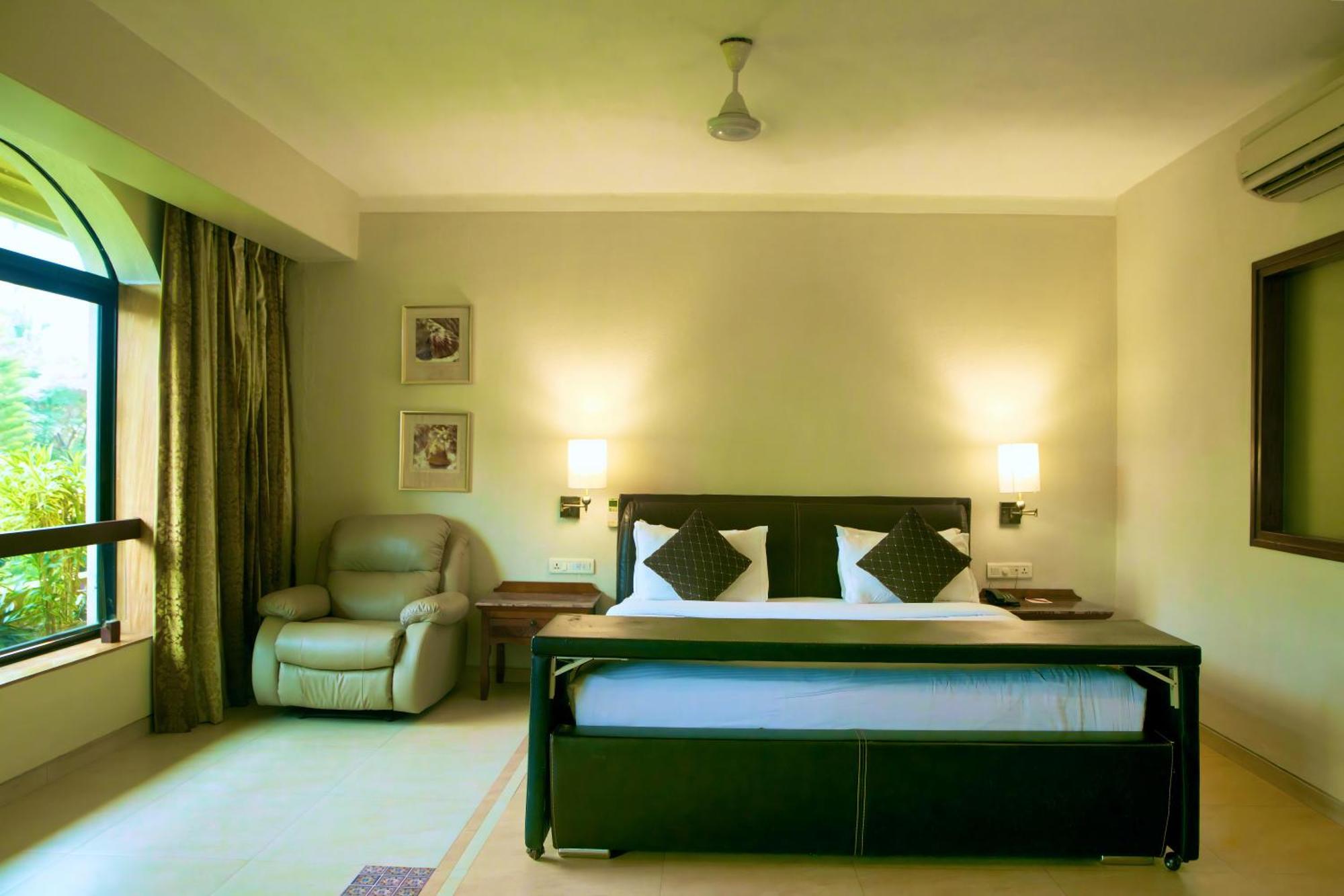 Neelam The Glitz Hotell Calangute Exteriör bild