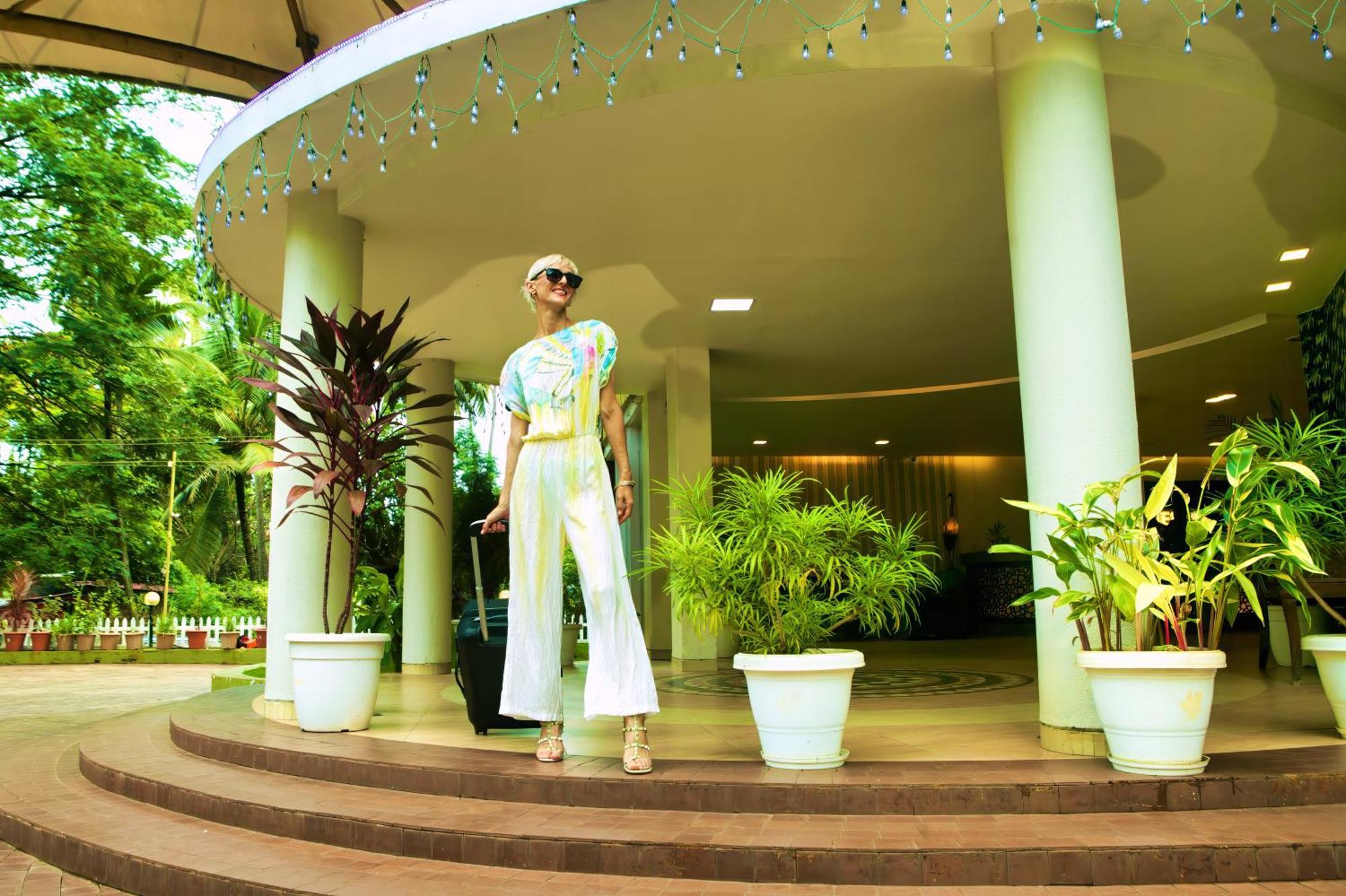 Neelam The Glitz Hotell Calangute Exteriör bild